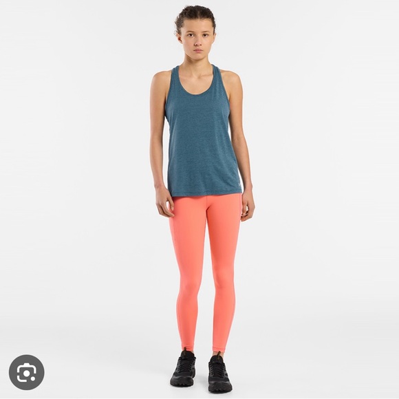SOLD | Arcteryx Essent women leggings 26” - Picture 2 of 5